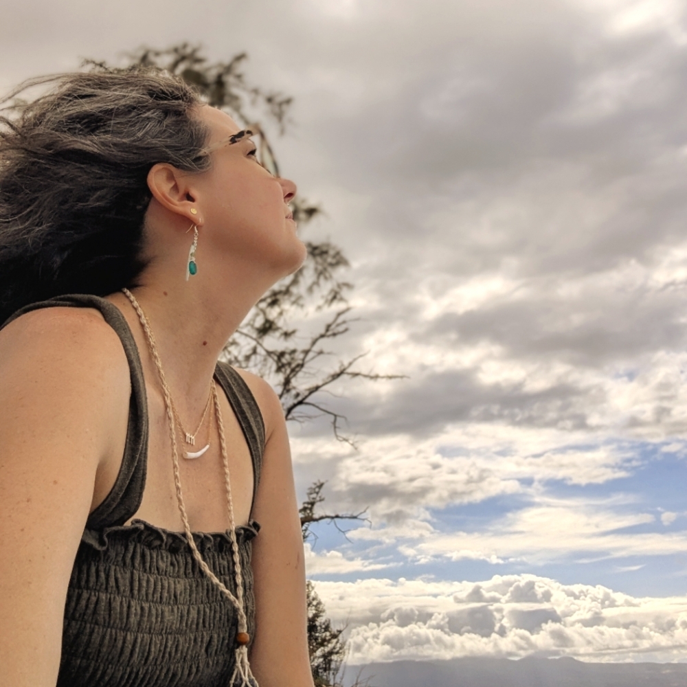 Selling my precious pieces that Don't Fit Me Anymore in 1 way or another 😭